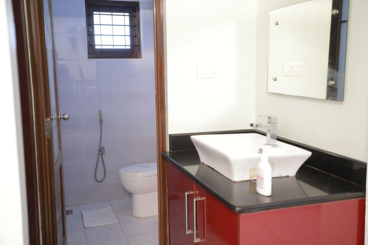 Bed and Breakfast Pavithram Residency Kollam Esterno foto