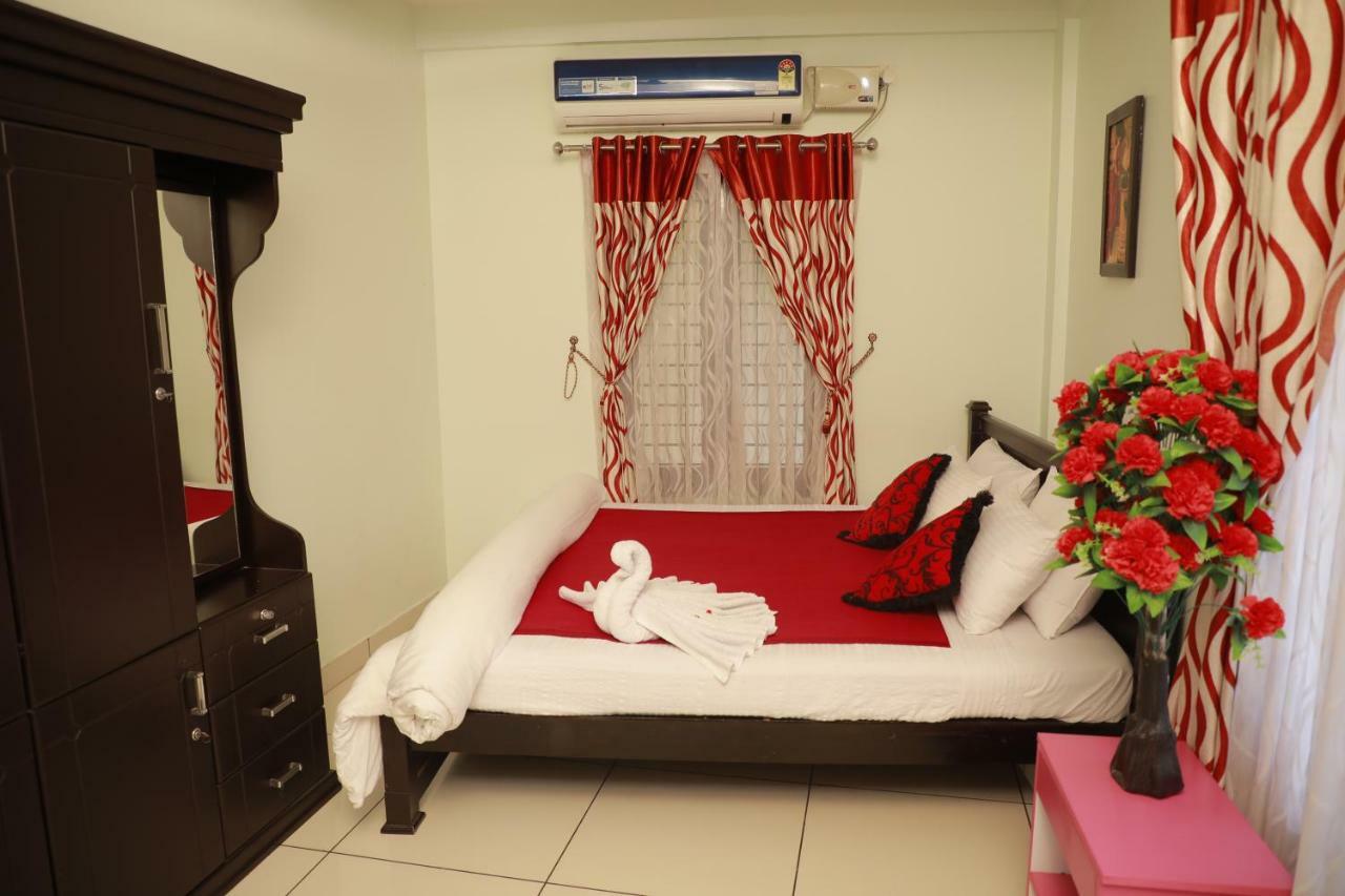 Bed and Breakfast Pavithram Residency Kollam Esterno foto