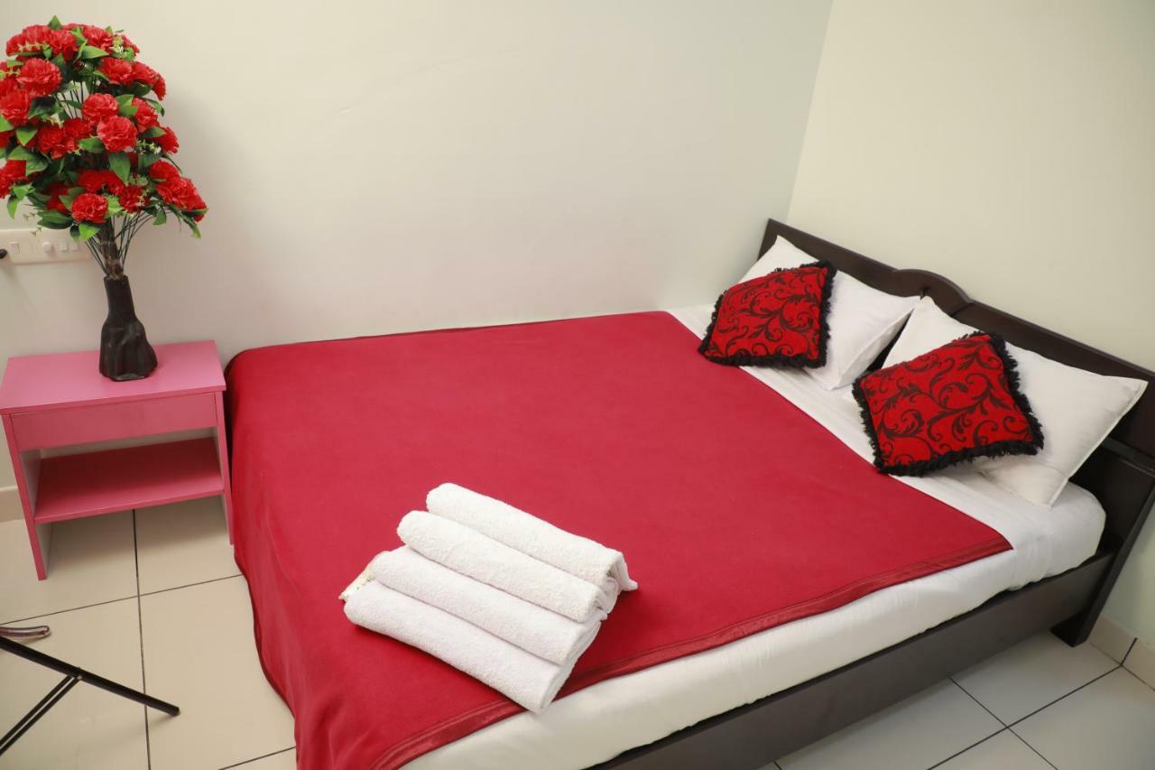 Bed and Breakfast Pavithram Residency Kollam Esterno foto